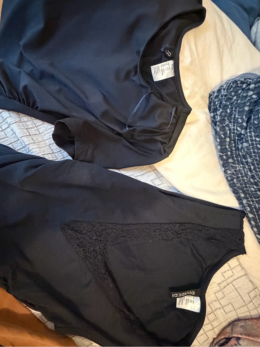 BUNDLE- H&M top bundle - Picture 8 of 8